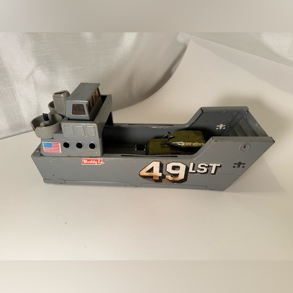Vintage Buddy L Metal Navy 49 LST Carrier And Buddy Metal Army Tank! - Picture 1 of 7